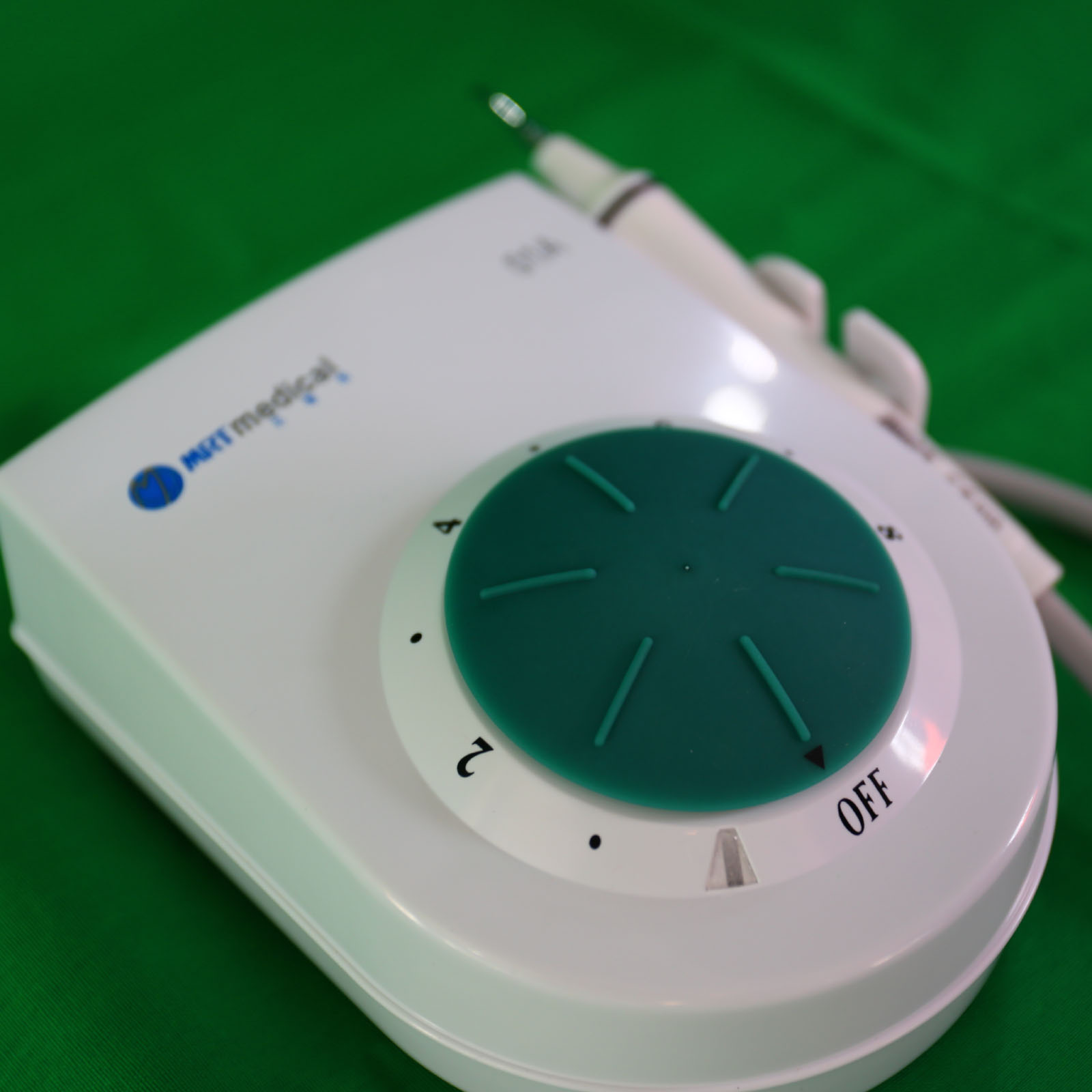 MRT 01A-1 Dental Ultraschall Scaler mit versiegeltem Handstück Spitze Kompatibel Woodpecker EMS