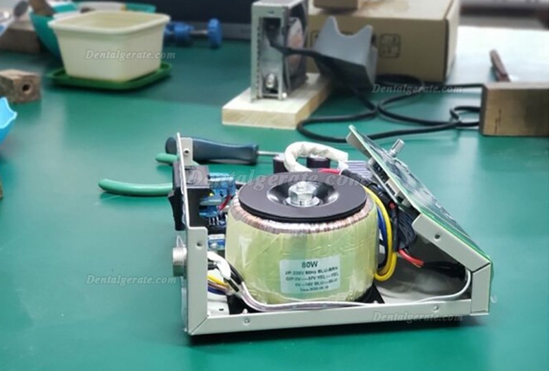 Dental Smart B&uuml;rstenloser Mikromotor 50000RPM mit 7,8 N.cm Drehmoment Handst&uuml;ck